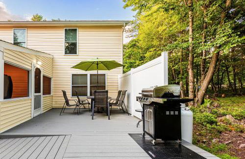 5mi to Big Boulder Hot tub Patio Firepit Fast WiFi - Foto 19