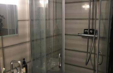 Cozy, green studio with a balcony in Berlin - Foto 7