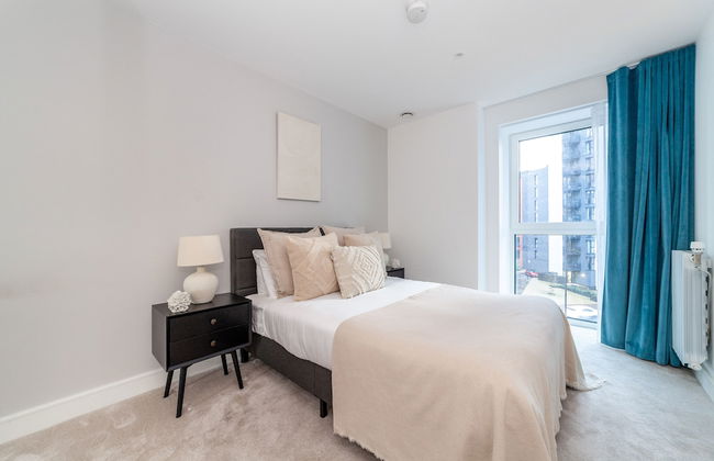 Fancy Flat in Woolwich - Photo 3