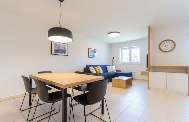 Premium Sea Side Marina Apartment 310 - Photo 6