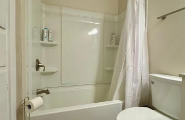 Campus Den on Poplar St - Foto 9