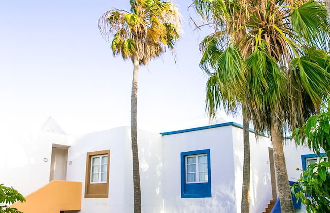 Apartamentos LIVVO Morromar - Photo 44