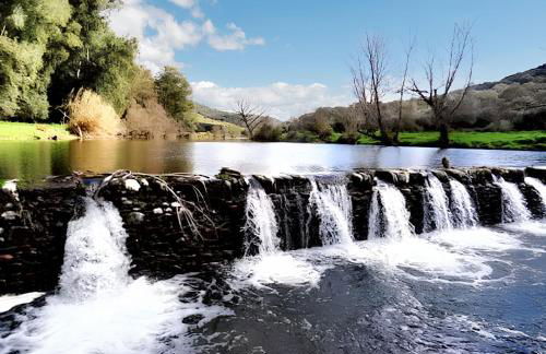 Charming house with mountain view in Encinasola, fireplace - Photo 22