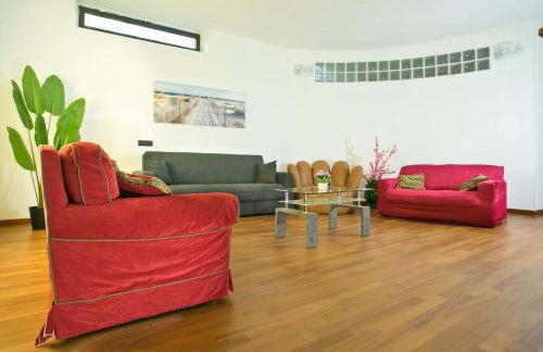 LA'DELI - Como - grande appartamento con parcheggio, nefltix, giardino, terrazzo - Foto 21