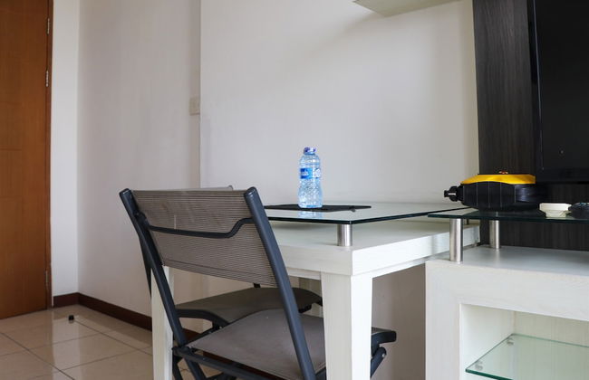 Comfort And Minimalist Studio At Maple Park Sunter Apartment - Foto 7