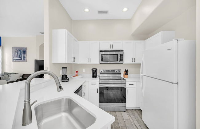 Tuscan Hills Vacation Resort - Photo 23