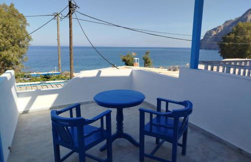 WHITE & BLUE Kamari - Foto 4