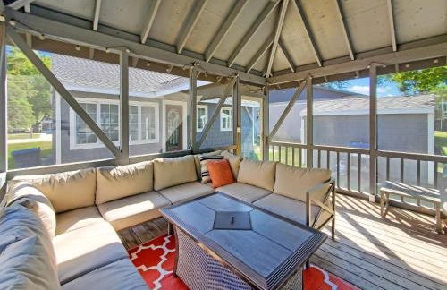 The Canal Cottage off West Lake Okoboji - Foto 12