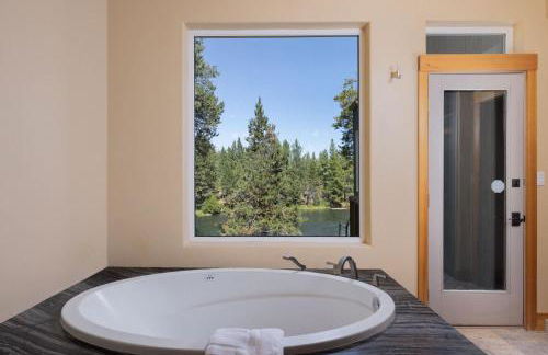 Big Sky Bend - Amazing Riverfront for 12 - Foto 32