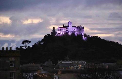 Very Spacious, Great location. Castle and Sea view - Foto 8