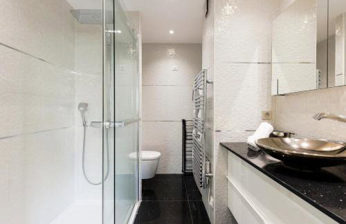 Upstays Croisette Terrace 57m Apartment - Photo 16