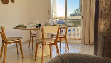 Luxury Holiday Townhouse with Pool II Casa Macarena 02 - Photo 2