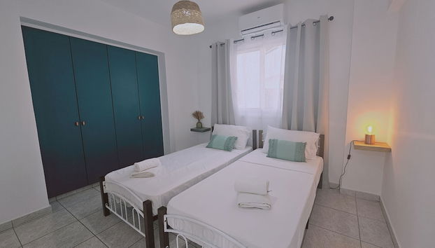 143 LCA - Stay Kastella Beach Apartment - Foto 4, Habitación