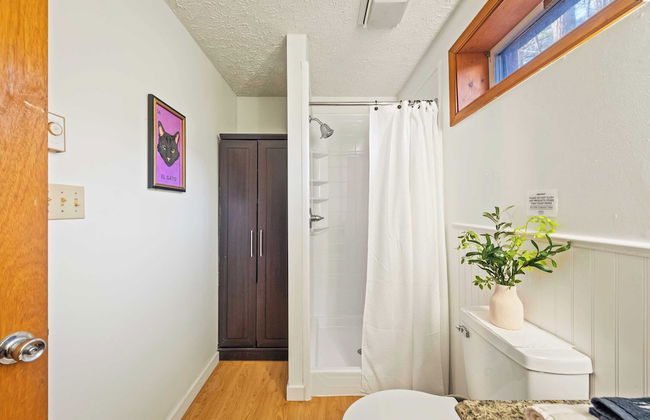 Pirate-themed Lakefront Home w/ Kayaks, Game Room, Views & Hidden Treasure Hunt - Foto 20