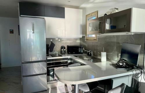 Studio Azur face à la mer - Parking privé - Foto 7