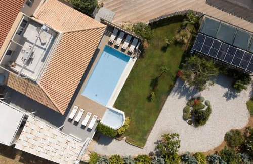 Alba Bianca Villa, Family Retreat with Heated Pool By ThinkVilla - Foto 37