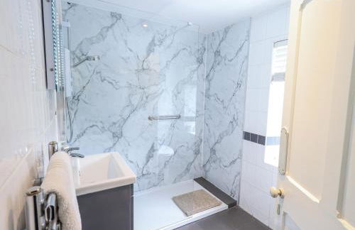 Smithy Cottage at Bowland Bridge - Foto 26