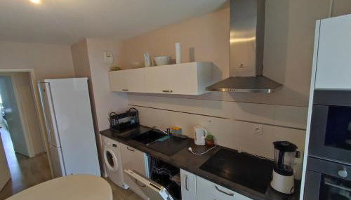 T3 lumineux avec grande terrasse et parking sécurisé - Foto 2