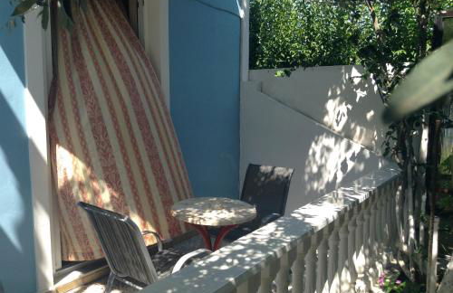 Dina Studios - Photo 30