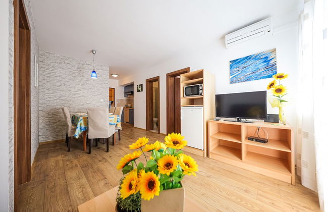 Luton Apartments, Zadar - Kozino, Heated Pool & Hot Tub - Photo 67