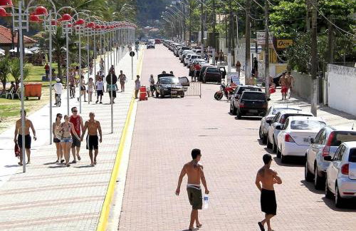Paraíso Beira Mar, Casa Temporada Itanhaém, 30m Praia, Vista Mar, Piscina, Hidro, Wi-Fi 500 mb, Snooker, Churrasqueira, Garagem Grande, Lazer e Descanso - Foto 65