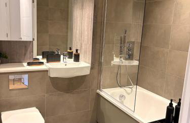 Stylish 1 bedroom Apartment in Birmingham Centre with FREE parking - Foto 14