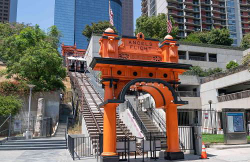 Sky-Rise Apartments - Foto 75