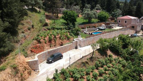 Ampelos Cretan Villa - Private Pool & Heated Ozone Jacuzzi - Foto 4