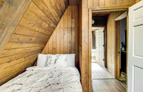 Hot Tub, Fire Pit and Patio A-Frame Stafford Cabin - Foto 17