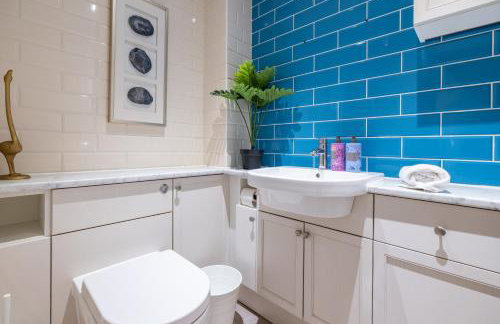 Shenley House- Premium Stay, Private Parking for multiple cars, Sleeps 6, 2 Bedroom, 2 Ensuites, Central MK - Foto 22