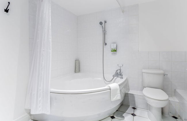 Thurnham Hall Resort - Photo 40