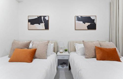 3BR Luxury w Rooftop Views - Foto 29