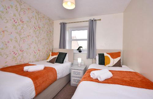 Highwoods Haven Luxury Stay with Garden and Parking - Foto 13