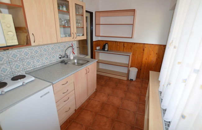 House With the Pool and Fenced Garden, Great View at Trosky Castle - Photo 6