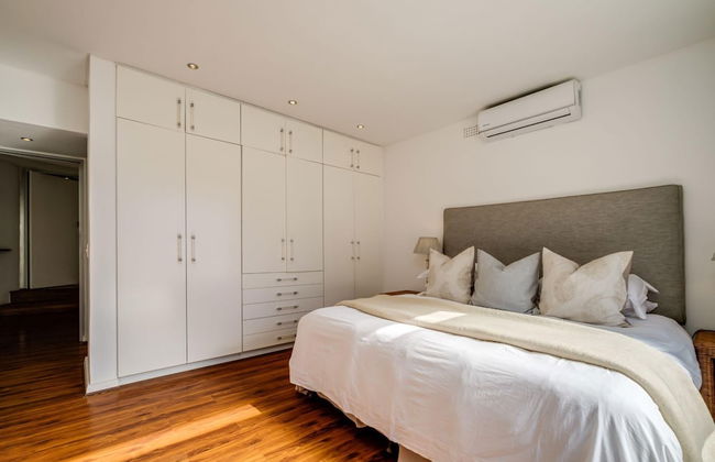 Six Bedroom Holiday Villa on Three Levels w Pool Silvertree - Foto 6