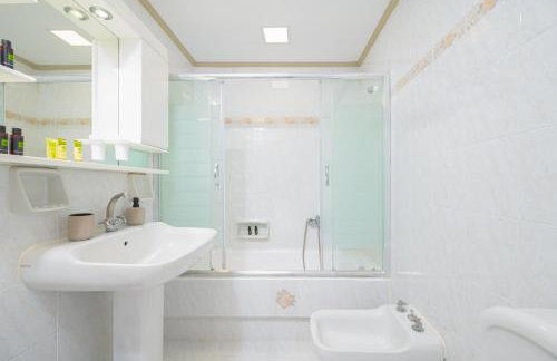 Aris Studios - Photo 33