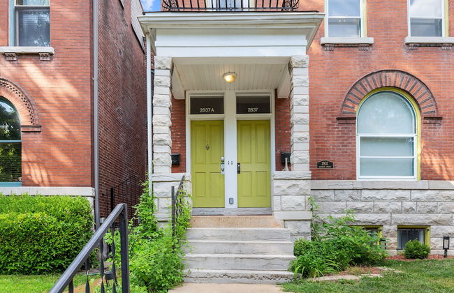 Cozy Family Getaway - JZ Vacation Rentals - Photo 1