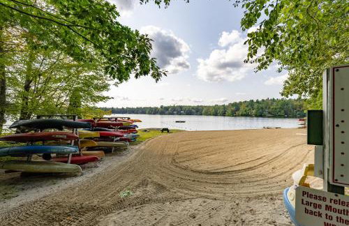 Cozy Berkshires Cabin with Lake, Beach, Hot Tub, Fireplace - The Wilde BNB - Foto 18