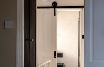 Modern 2BD Victorian Home Near Town Centre - Foto 24