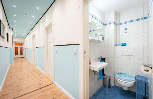 Stilvolle XXL-Ferienwohnung für 9 Gäste-148qm,4 Schlafzimmer,2 Parkplätze - Foto 9