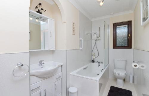 Loch Duich Cottage - Photo 10