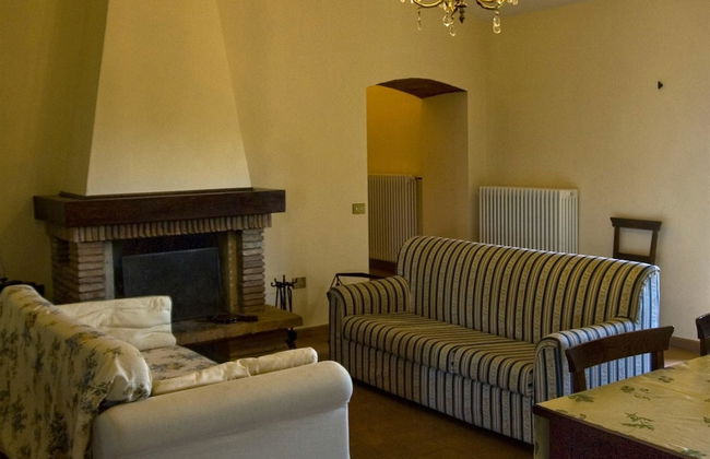 Azienda Agraria Montelujano - Photo 8