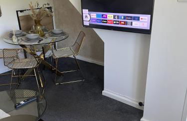 Charming 2 Bed House - Family Friendly - Foto 5