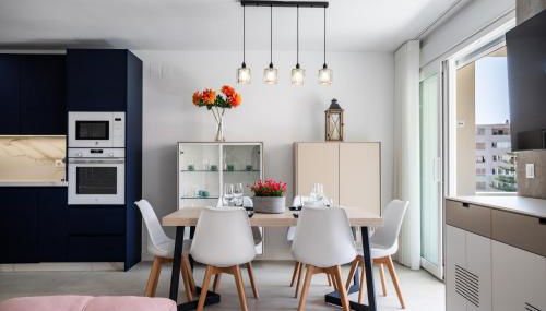 Sur Suites del Sol Apartamento 3 hab y 2 wc con gran terraza y piscina a pasos de la playa - Photo 3