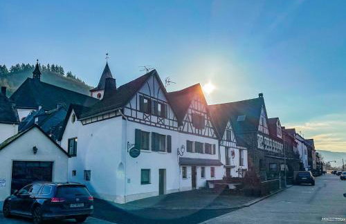 Burgen - Foto 25