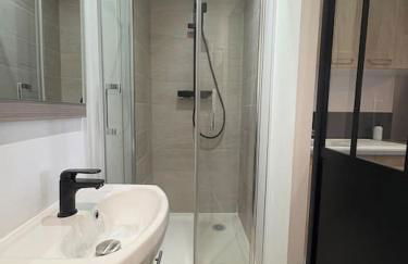 Le 71 - Love Room Cozy - Disney 20min - Foto 10