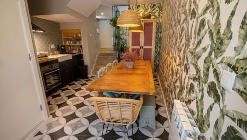 Secret Garden in Bragança - historic center - Foto 2