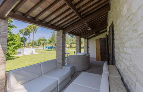 Scenic villa with heated pool - Foto 13