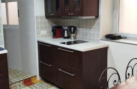 amazing place in the old town - Photo 2