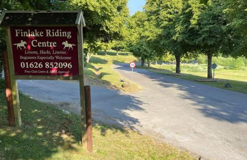 Peaceful Cowslip Lodge - Finlake Spa Resort in Devon - Foto 52